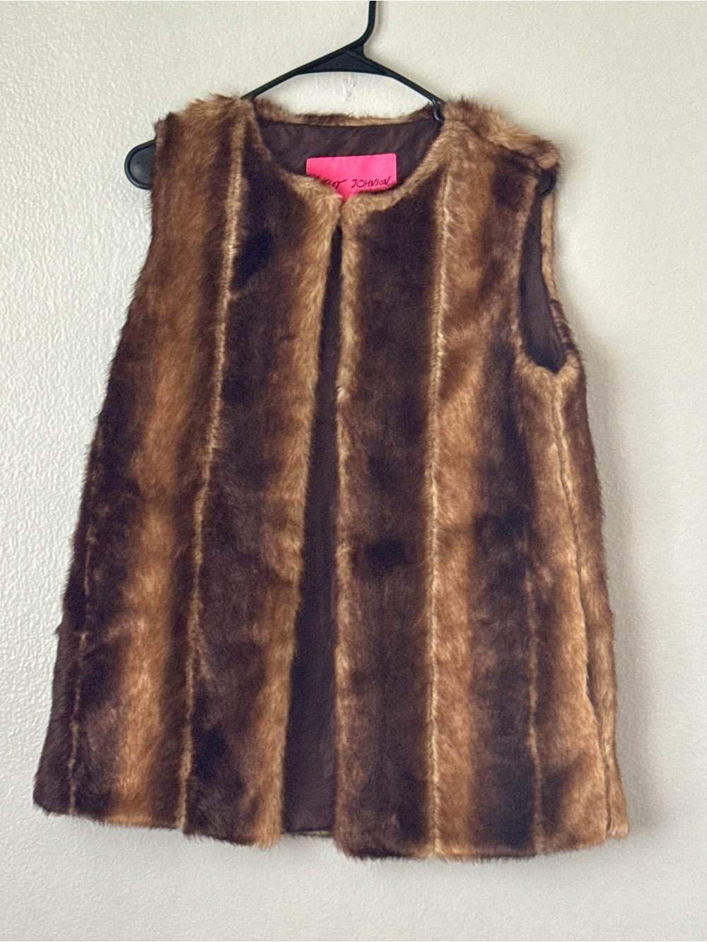 Betsey Johnson Faux Fur Vest Size Small Brown Sleeveless Boho Festival